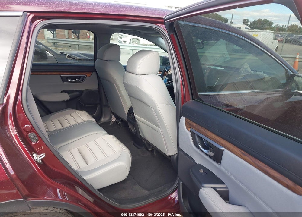2018 HONDA CR-V VIN: 7FARW2H50JE104688