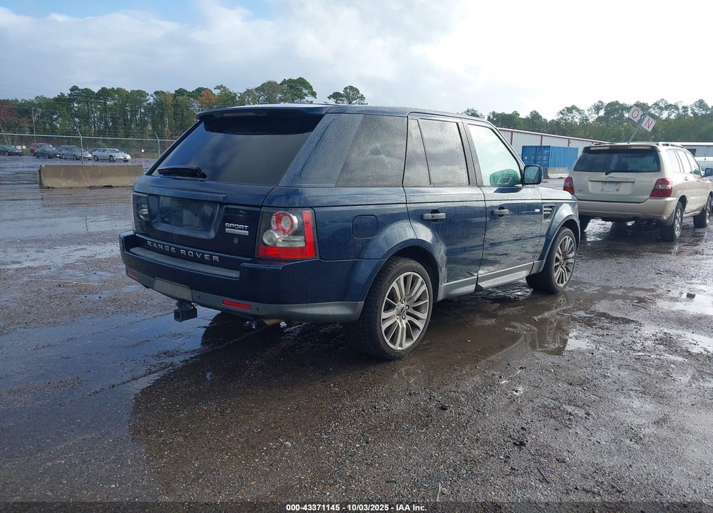 2011 LAND ROVER RANGE ROVER SPORT VIN: SALSK2D40BA271741