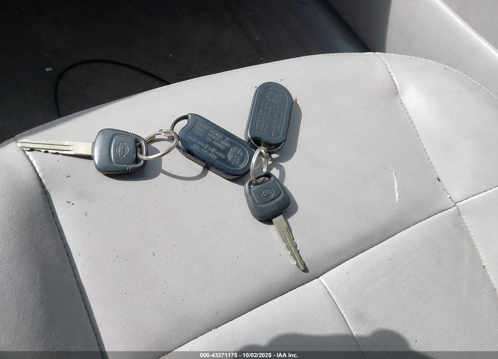 2001 NISSAN ALTIMA GLE VIN: 1N4DL01A71C155635