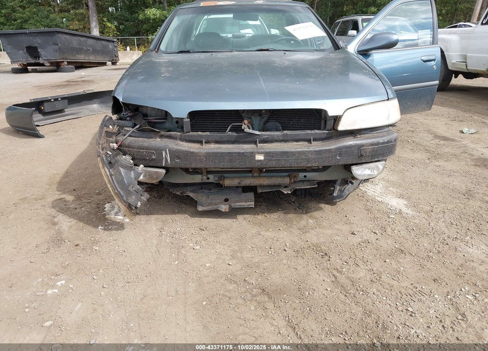 2001 NISSAN ALTIMA GLE VIN: 1N4DL01A71C155635
