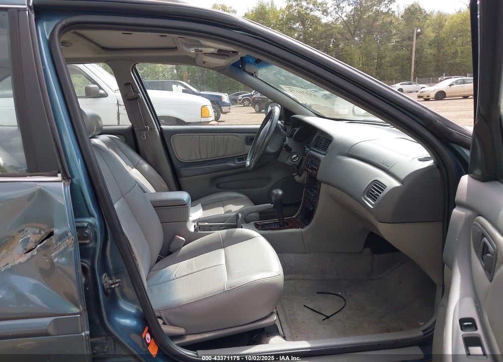 2001 NISSAN ALTIMA GLE VIN: 1N4DL01A71C155635