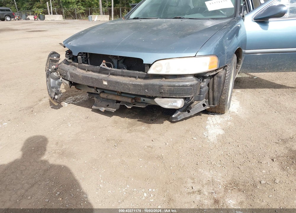 2001 NISSAN ALTIMA GLE VIN: 1N4DL01A71C155635