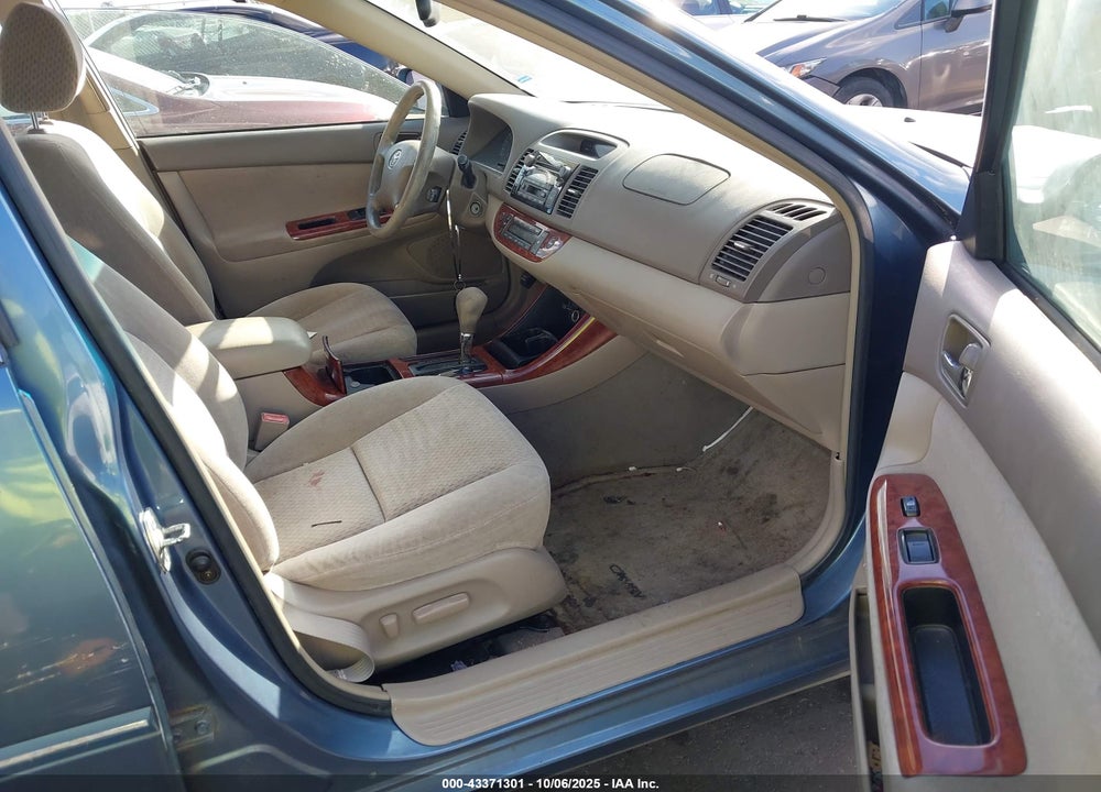 2003 TOYOTA CAMRY XLE VIN: 4T1BE32K53U681288