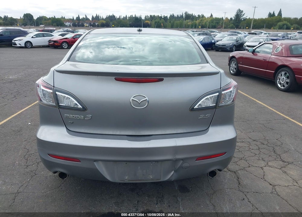 2011 MAZDA MAZDA3 VIN: JM1BL1W69B1397819