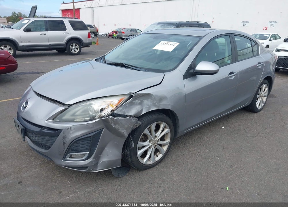 2011 MAZDA MAZDA3 VIN: JM1BL1W69B1397819