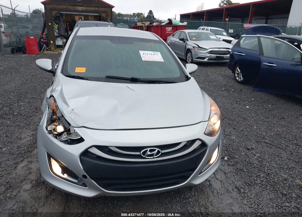 2013 HYUNDAI ELANTRA VIN: KMHD35LE9DU092958