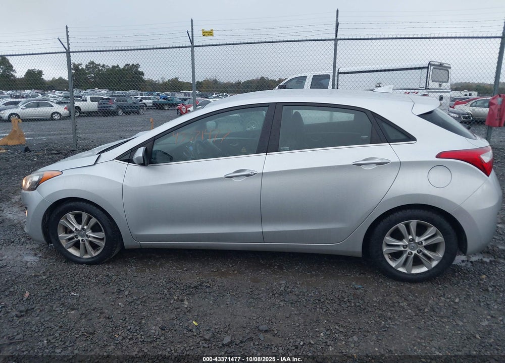 2013 HYUNDAI ELANTRA VIN: KMHD35LE9DU092958