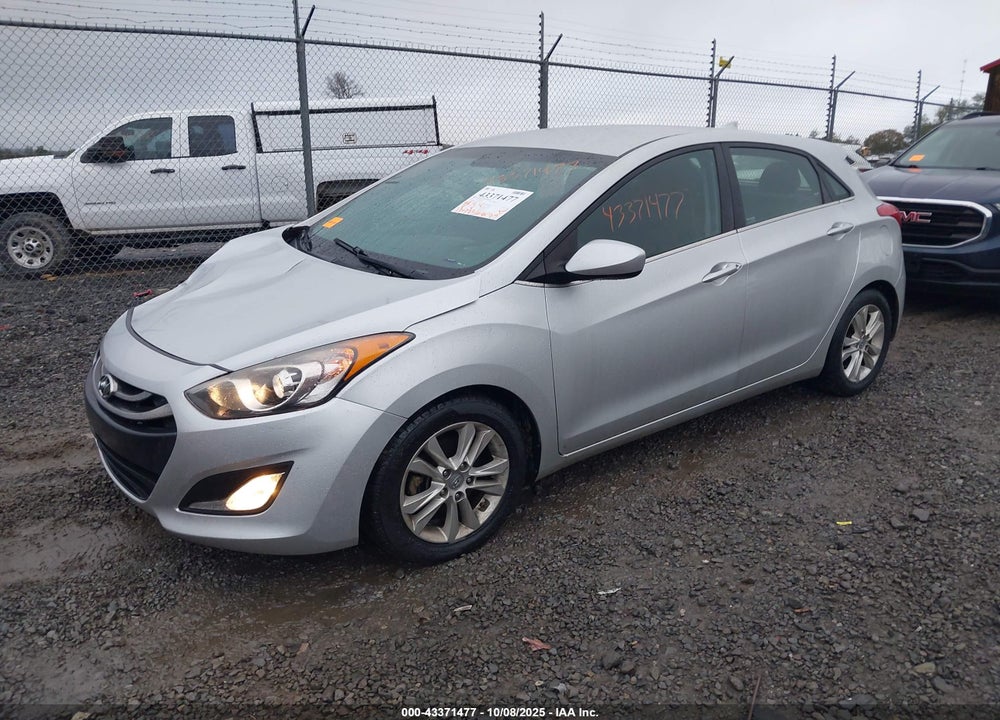 2013 HYUNDAI ELANTRA VIN: KMHD35LE9DU092958