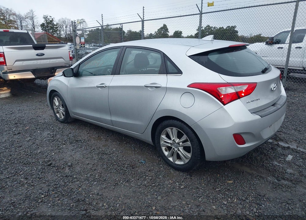 2013 HYUNDAI ELANTRA VIN: KMHD35LE9DU092958
