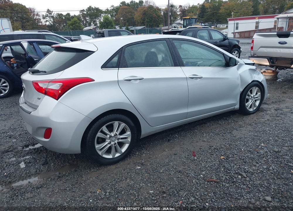 2013 HYUNDAI ELANTRA VIN: KMHD35LE9DU092958