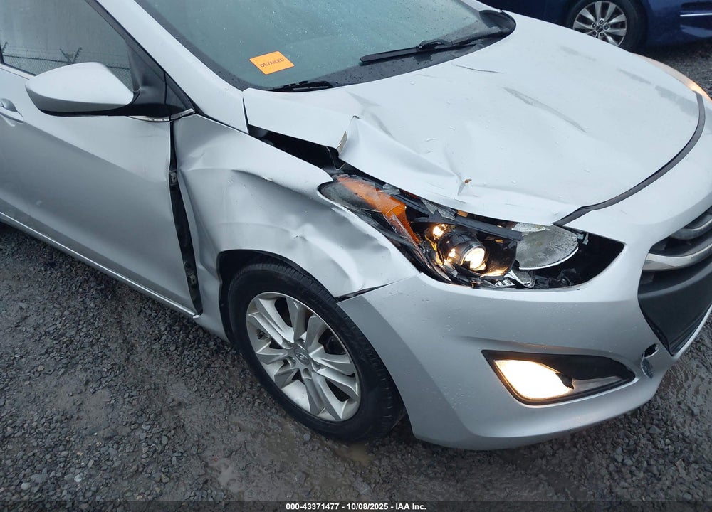 2013 HYUNDAI ELANTRA VIN: KMHD35LE9DU092958