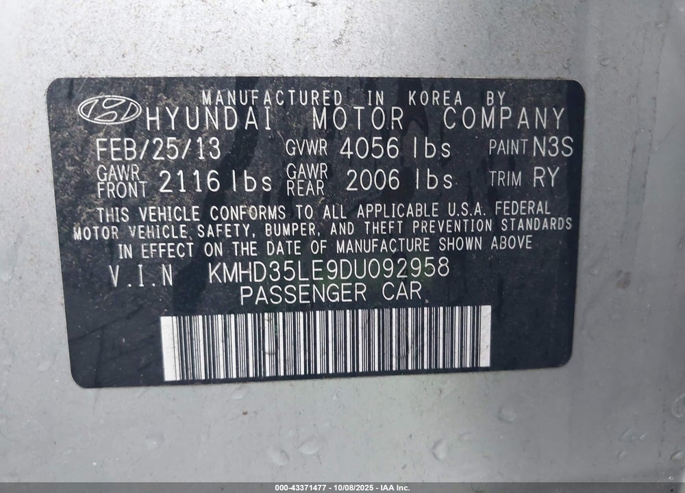 2013 HYUNDAI ELANTRA VIN: KMHD35LE9DU092958