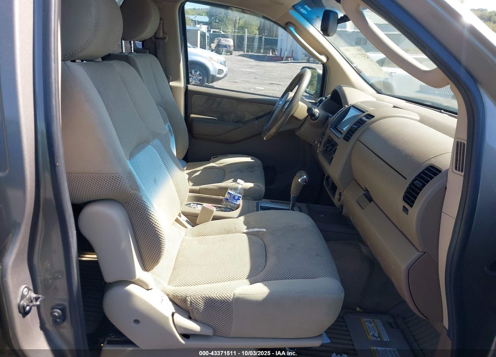 2005 NISSAN FRONTIER LE VIN: 1N6AD07W25C429243