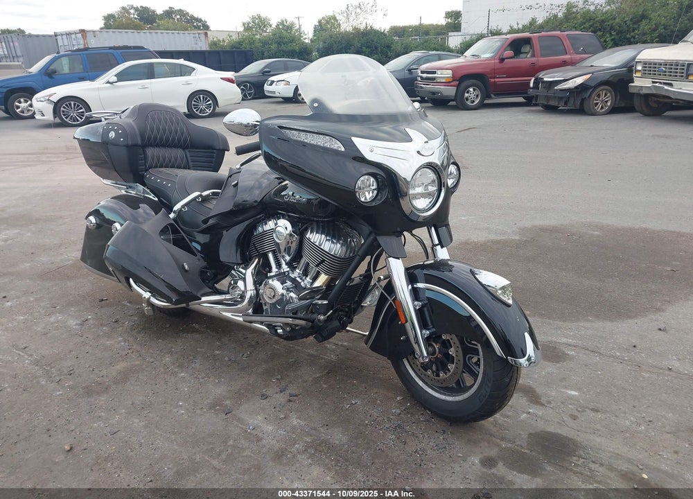2016 INDIAN MOTORCYCLE CO. ROADMASTER VIN: 56KTRAAA3G3333408