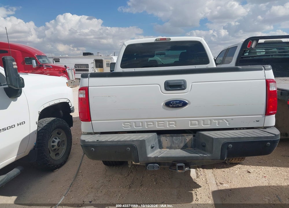 2015 FORD F-250 VIN: 1FT7X2B68FEA64631