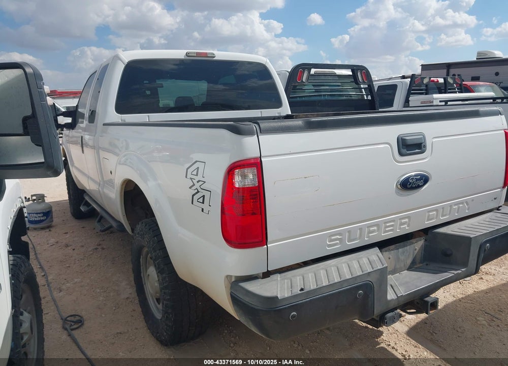2015 FORD F-250 VIN: 1FT7X2B68FEA64631