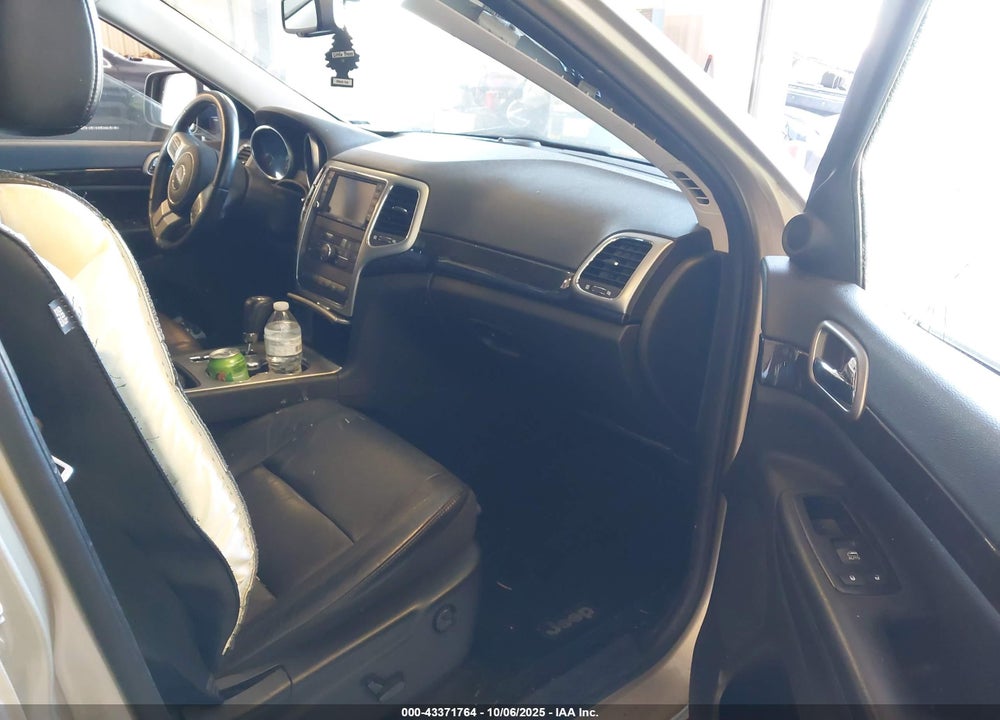 2012 JEEP GRAND CHEROKEE VIN: 1C4RJFAG8CC153943