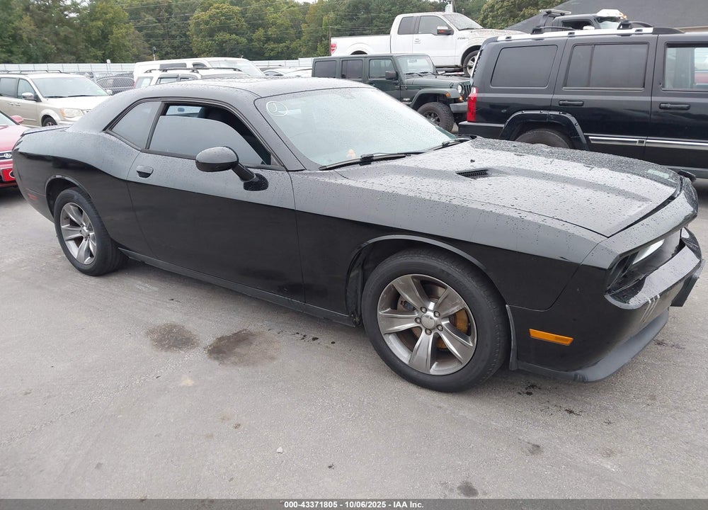 2014 DODGE CHALLENGER SXT VIN: 2C3CDYAG2EH311366