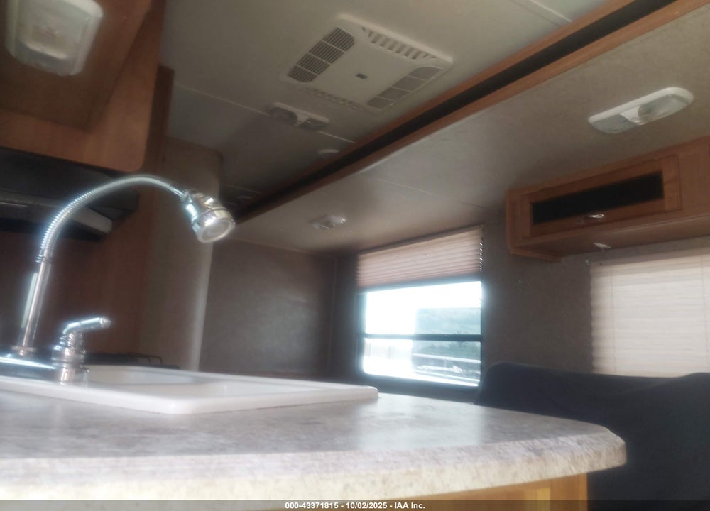 2016 COACHMEN CATALINA VIN: 5ZT2CAXB6GT008916