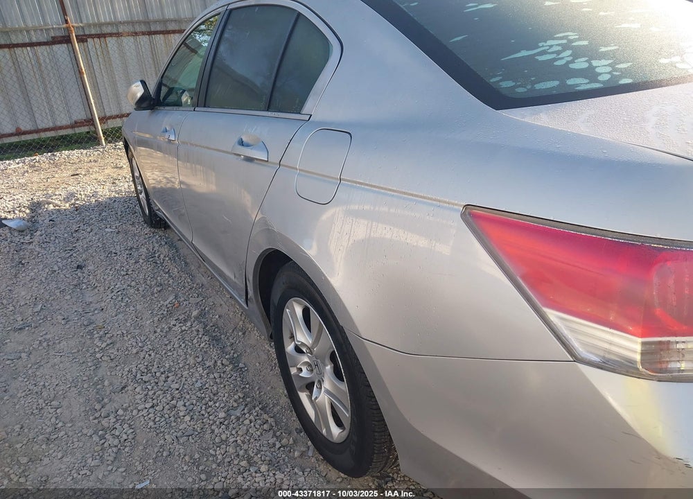 2009 HONDA ACCORD VIN: 1HGCP26469A012743