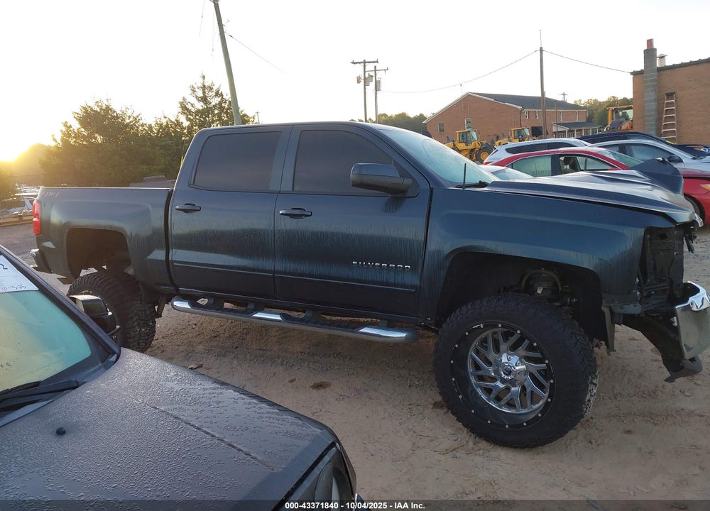 2018 CHEVROLET SILVERADO 1500 1LT VIN: 3GCUKREC2JG483524