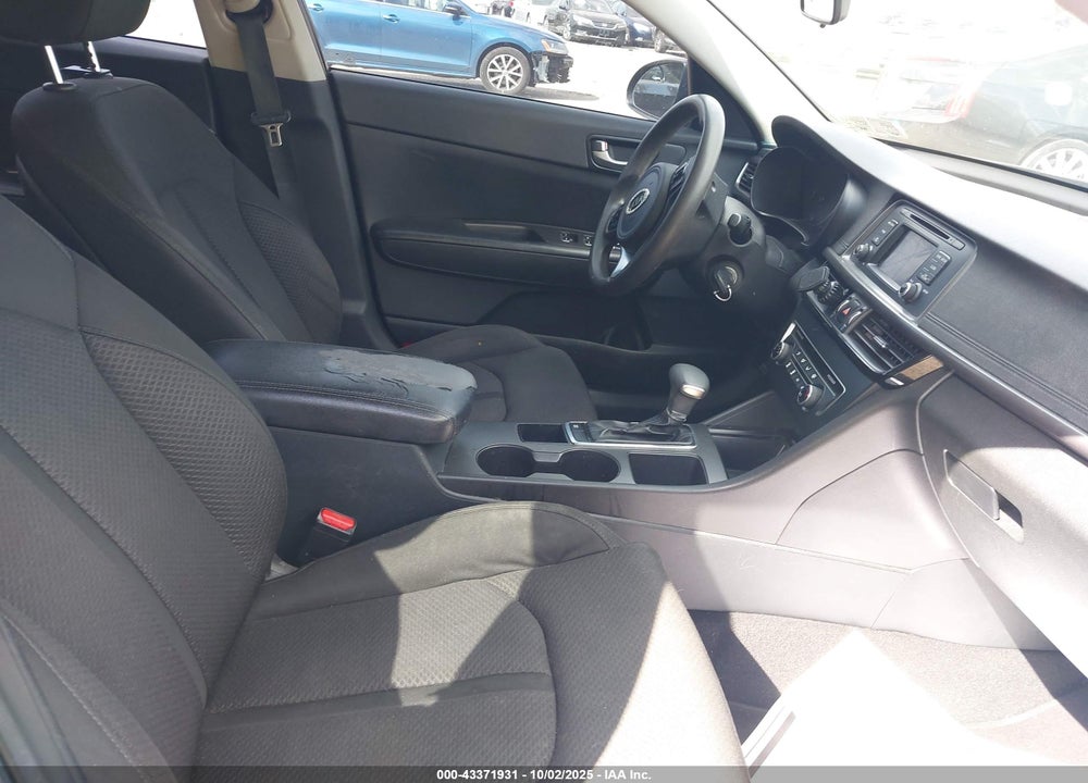 2016 KIA OPTIMA VIN: 5XXGT4L35GG025830