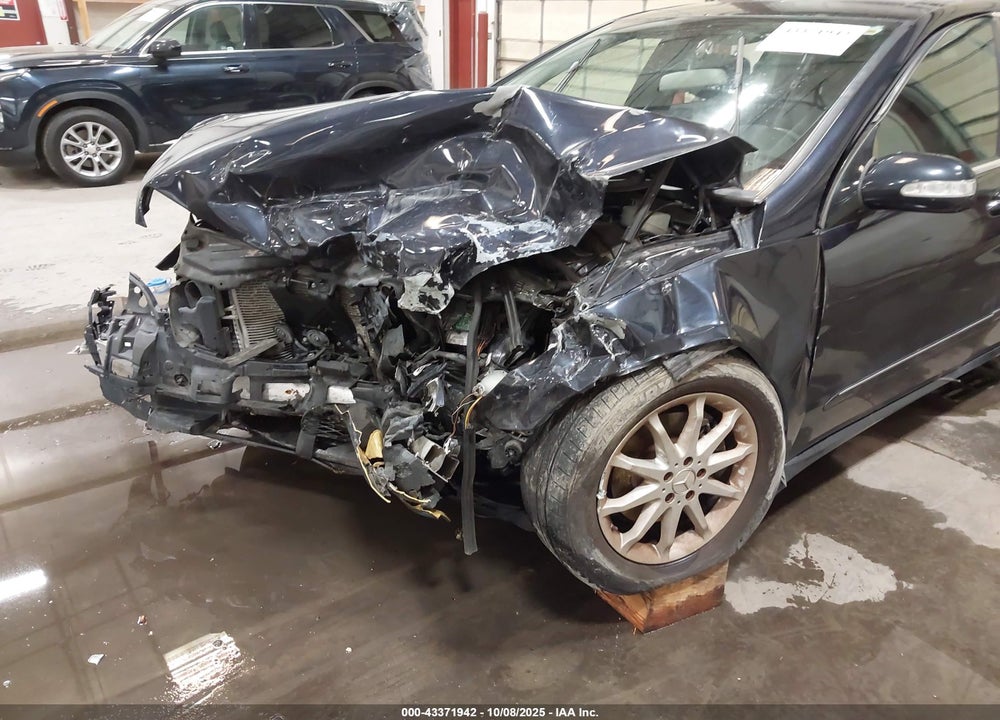 2007 MERCEDES-BENZ R 350 4MATIC VIN: 4JGCB65E57A043327