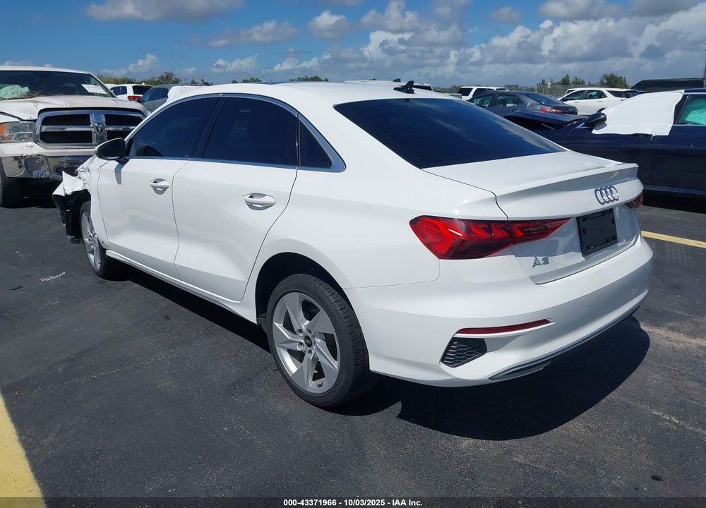 2022 AUDI A3 PREMIUM 40 TFSI FRONT-WHEEL DRIVE S TRONIC VIN: WAUAUDGY8NA026355