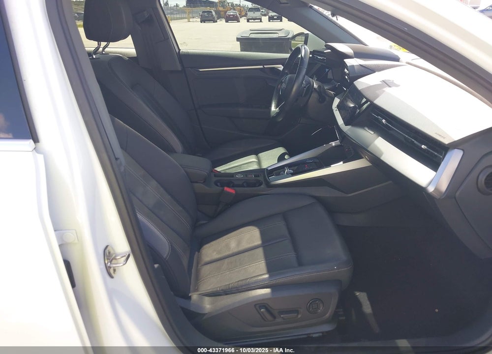 2022 AUDI A3 PREMIUM 40 TFSI FRONT-WHEEL DRIVE S TRONIC VIN: WAUAUDGY8NA026355