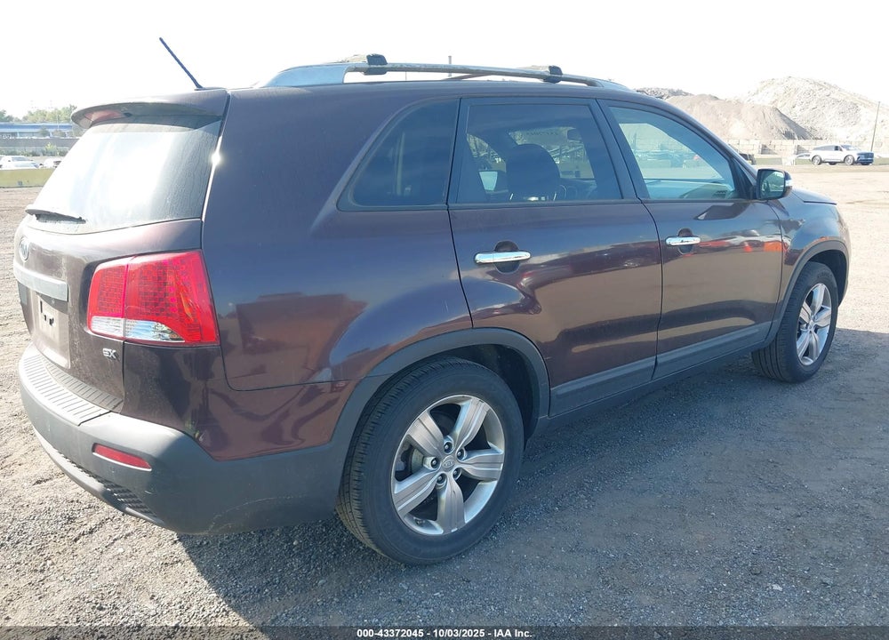 2012 KIA SORENTO VIN: 5XYKU3A60CG242366