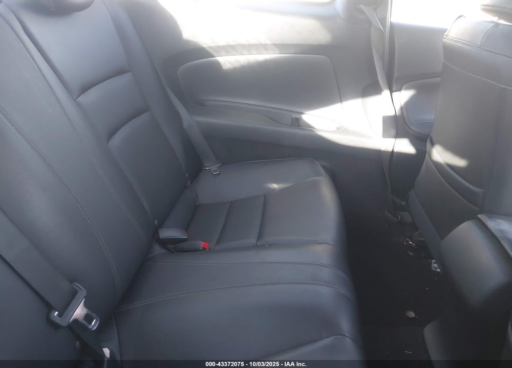 2014 HONDA ACCORD VIN: 1HGCT1B83EA010649