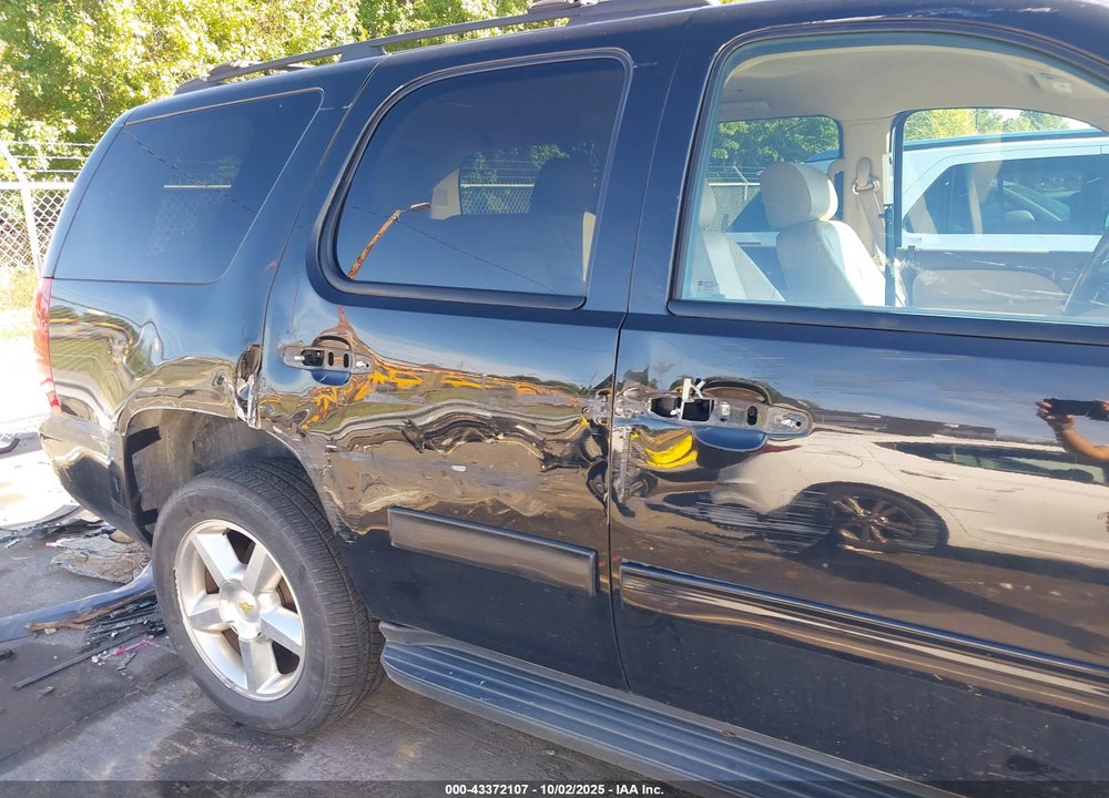 2013 CHEVROLET TAHOE LS VIN: 1GNSKAE05DR260503