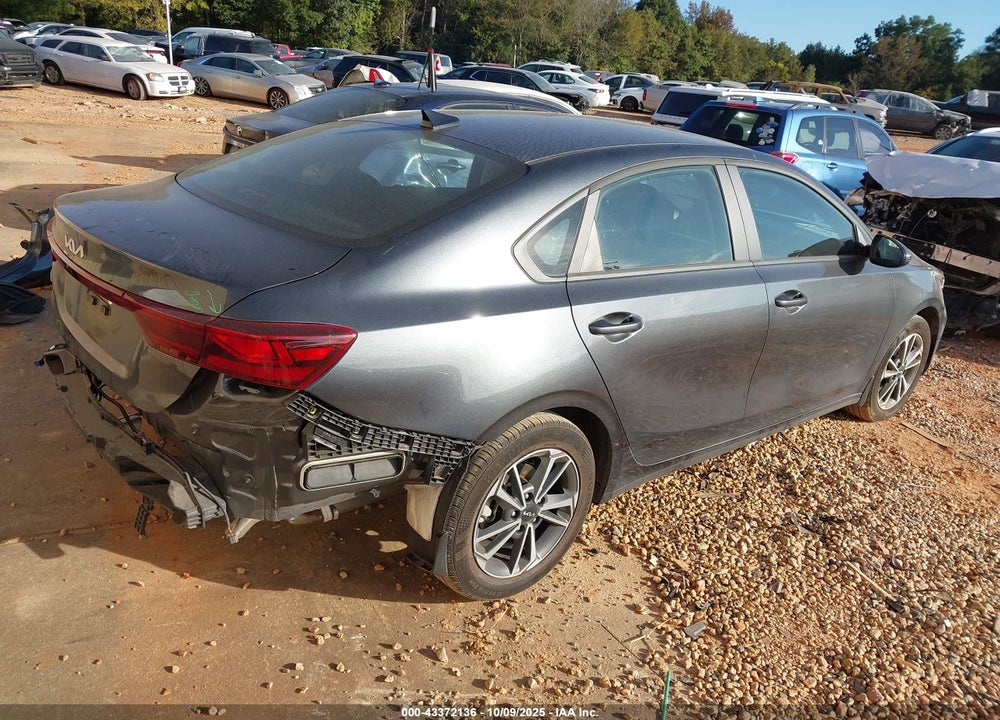 2023 KIA FORTE VIN: 3KPF24AD2PE640306