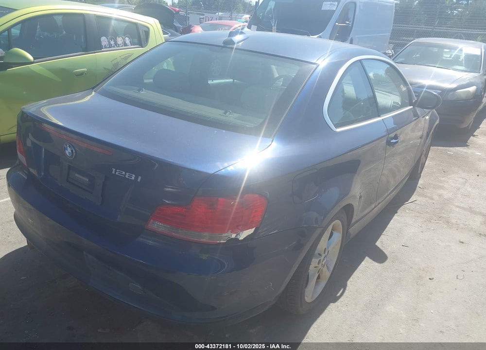 2011 BMW 128I VIN: WBAUP9C56BVL90095