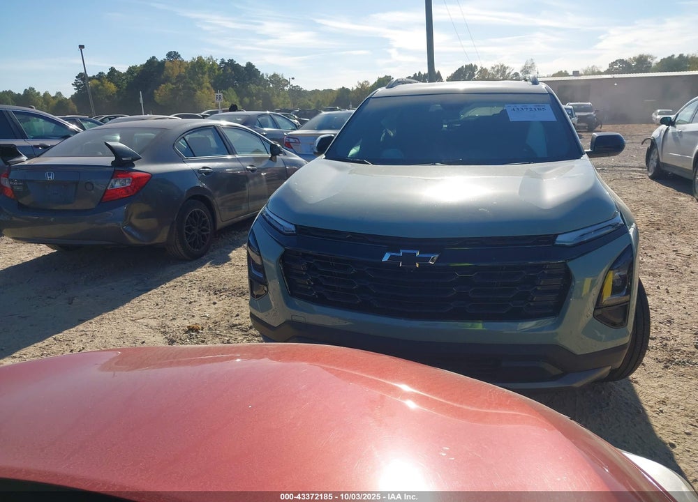 2026 CHEVROLET EQUINOX FWD LT VIN: 3GNAXHEG1TL117640