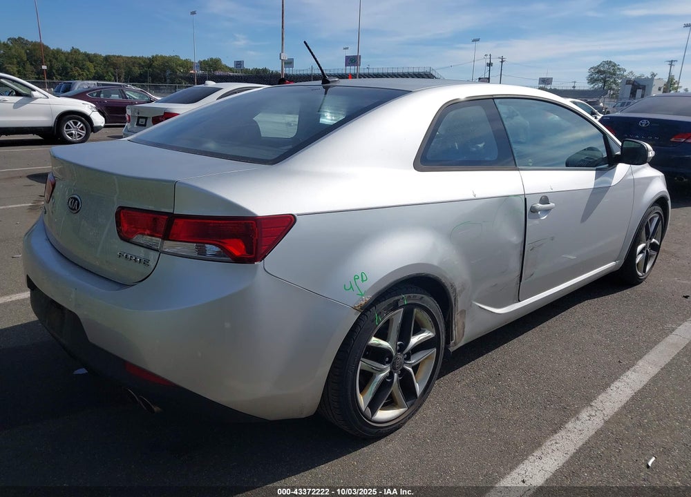 2010 KIA FORTE VIN: KNAFW6A32A5157423