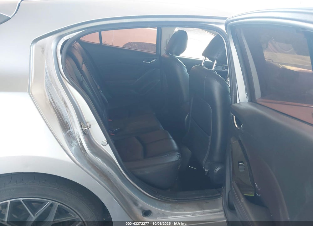 2018 MAZDA 3 VIN: 3MZBN1L32JM181555