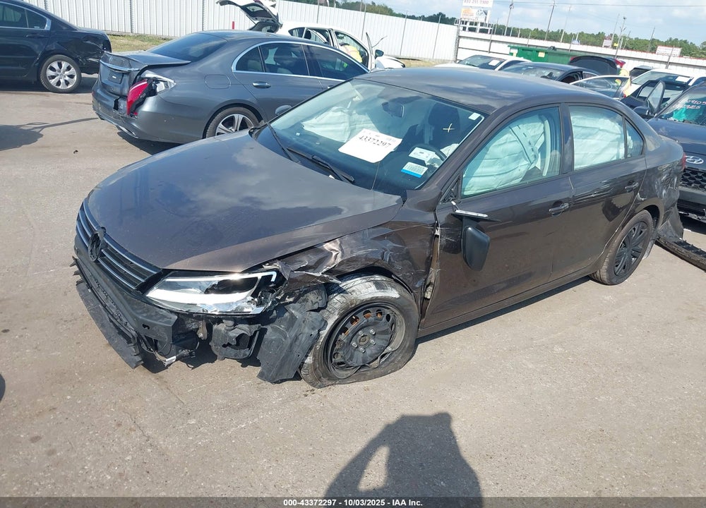2015 VOLKSWAGEN JETTA 2.0L TDI S VIN: 3VWLA7AJ3FM272667