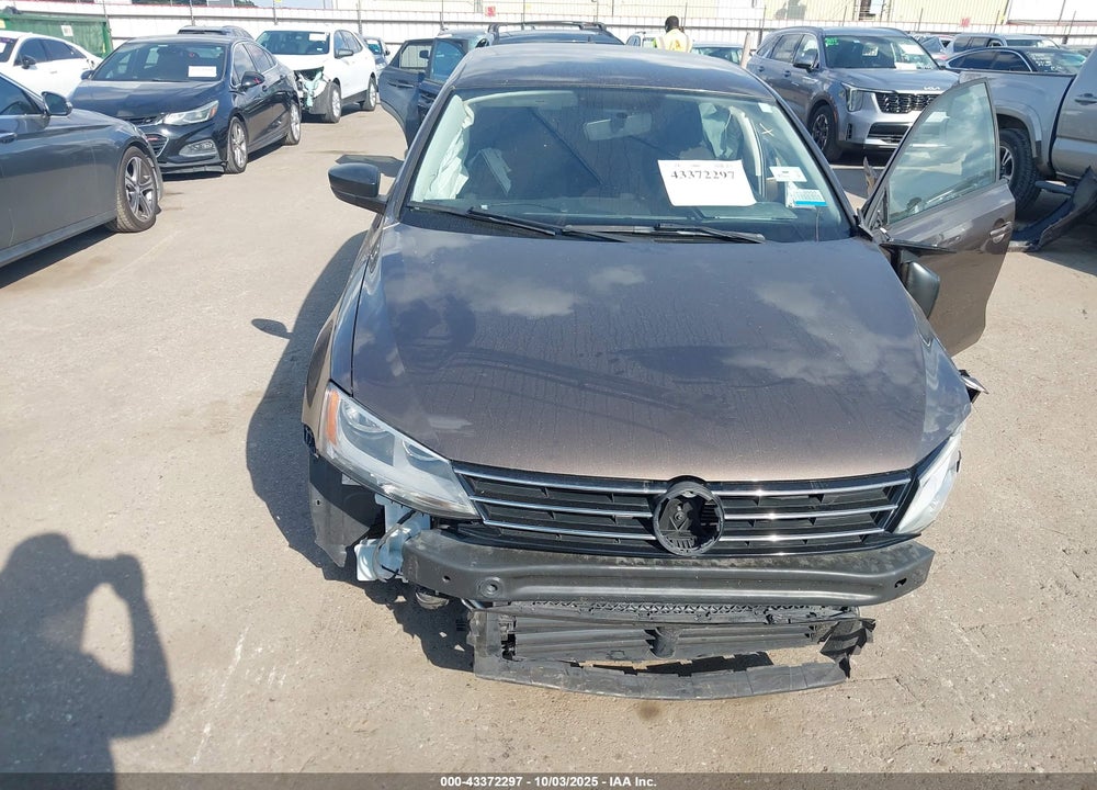 2015 VOLKSWAGEN JETTA 2.0L TDI S VIN: 3VWLA7AJ3FM272667