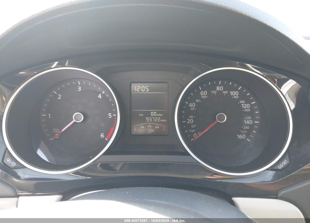 2015 VOLKSWAGEN JETTA 2.0L TDI S VIN: 3VWLA7AJ3FM272667