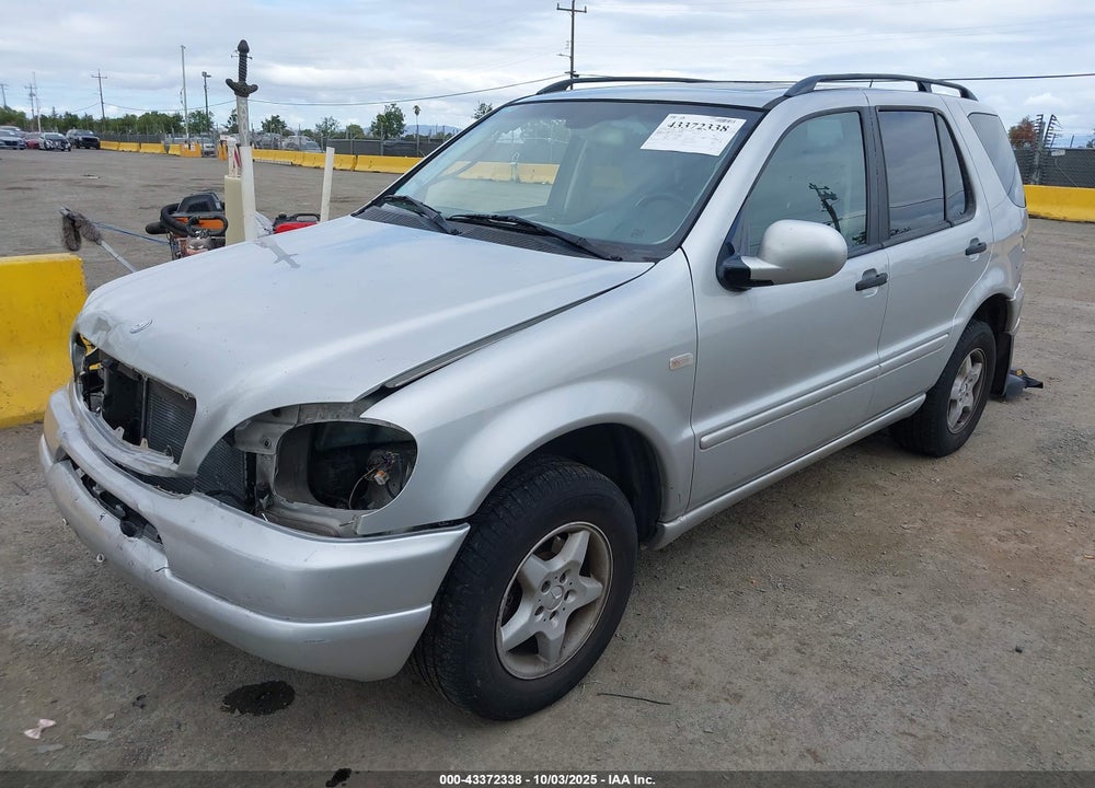 2001 MERCEDES-BENZ ML 320 VIN: 4JGAB54E31A282384