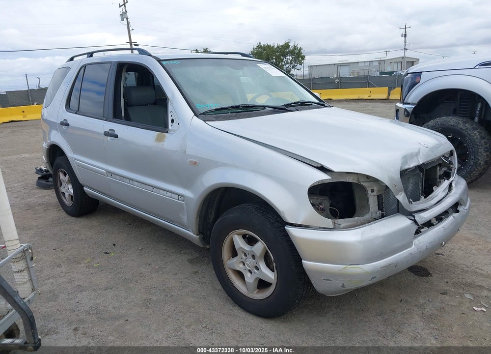 2001 MERCEDES-BENZ ML 320 VIN: 4JGAB54E31A282384