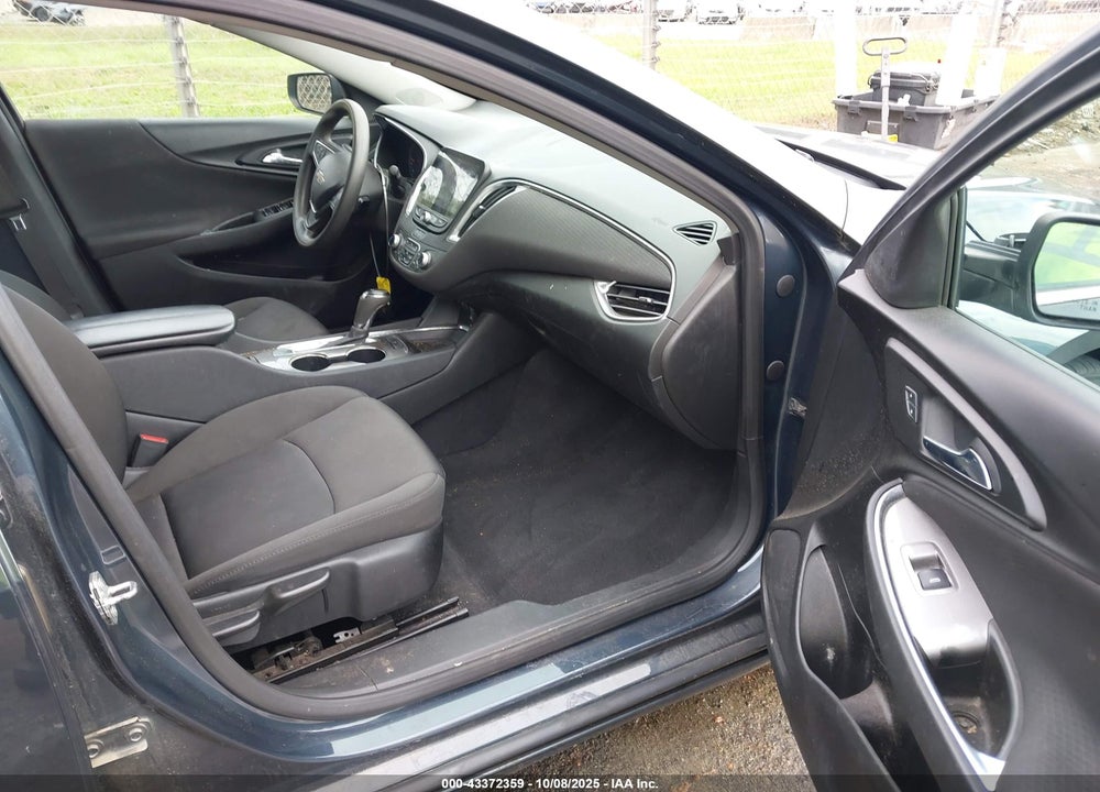 2020 CHEVROLET MALIBU FWD LT VIN: 1G1ZD5ST8LF086619