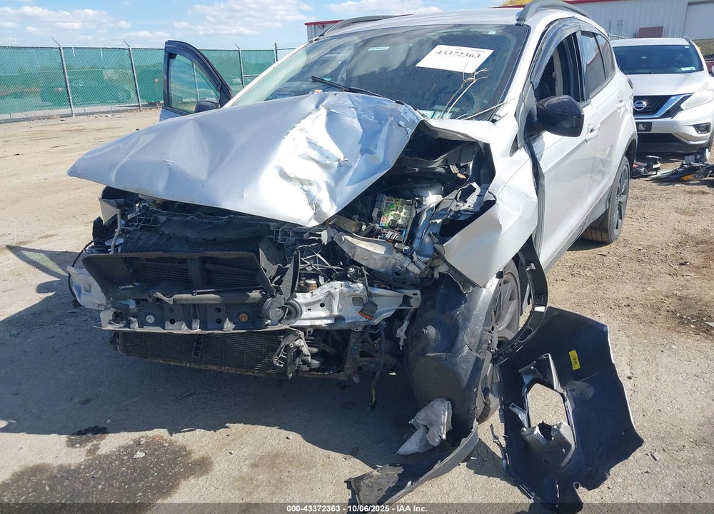 2019 FORD ESCAPE SE VIN: 1FMCU9GD6KUA08948