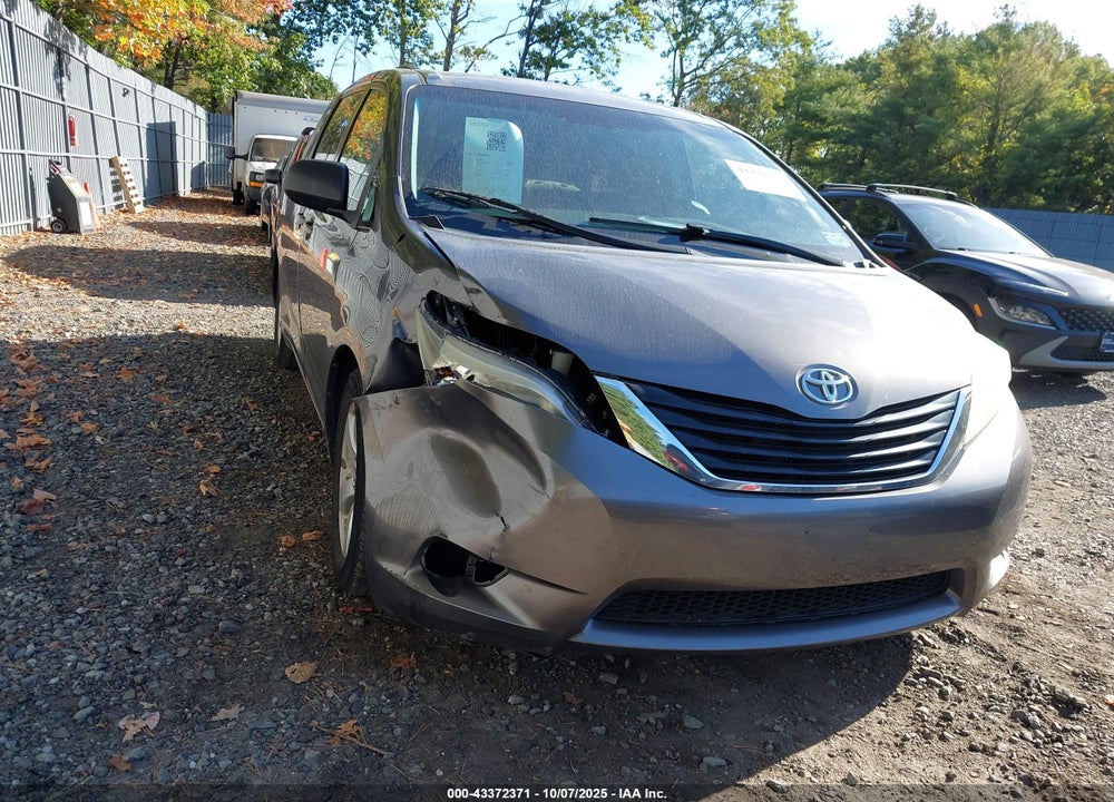 2011 TOYOTA SIENNA LE V6 VIN: 5TDKK3DCXBS125502