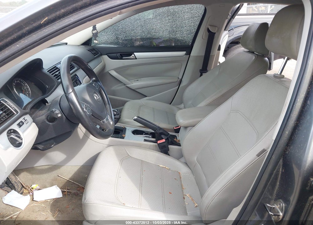 2013 VOLKSWAGEN PASSAT VIN: 1VWBN7A34DC062160