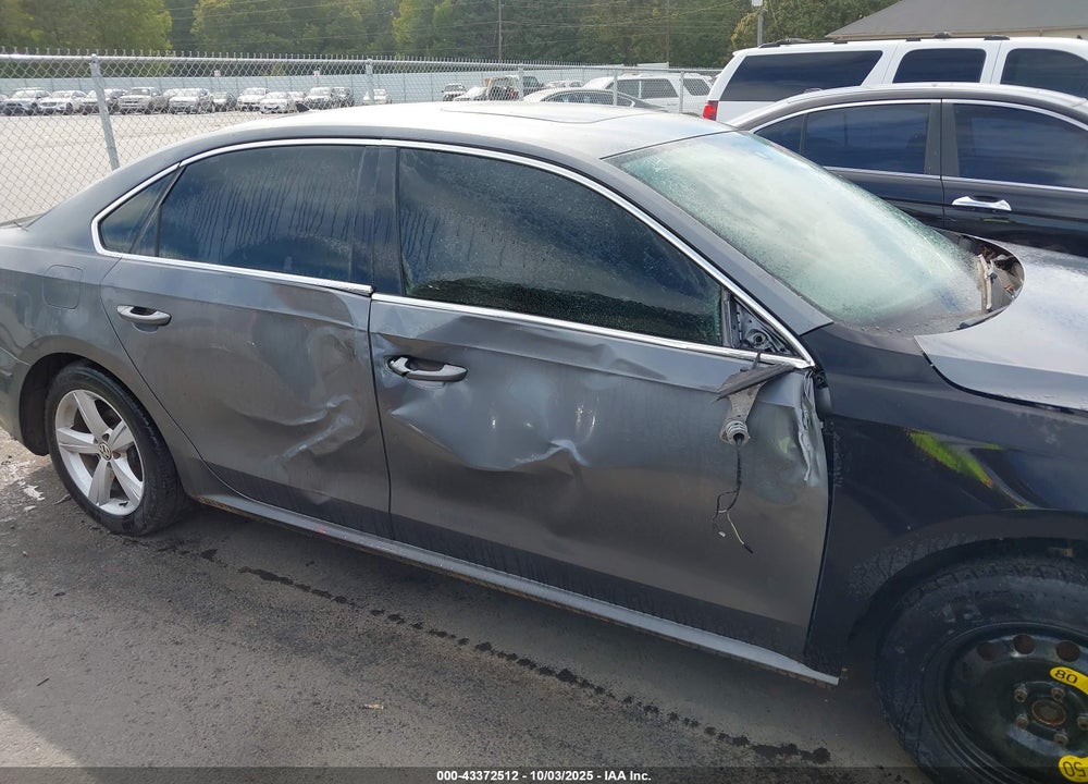 2013 VOLKSWAGEN PASSAT VIN: 1VWBN7A34DC062160