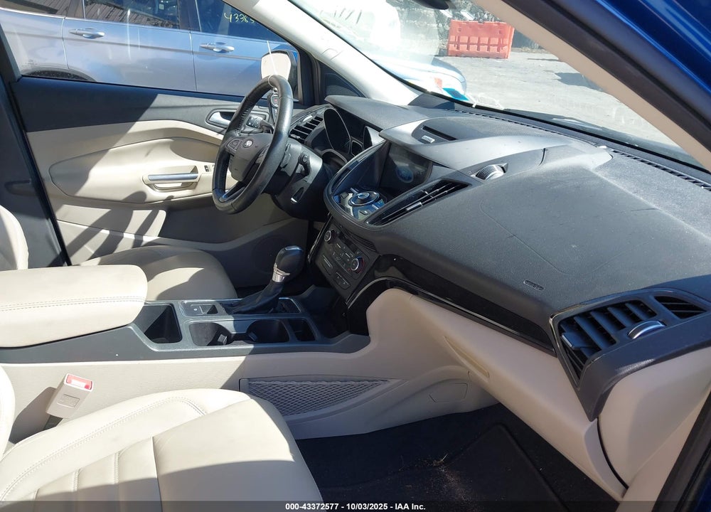 2017 FORD ESCAPE VIN: 1FMCU9JD5HUB55814