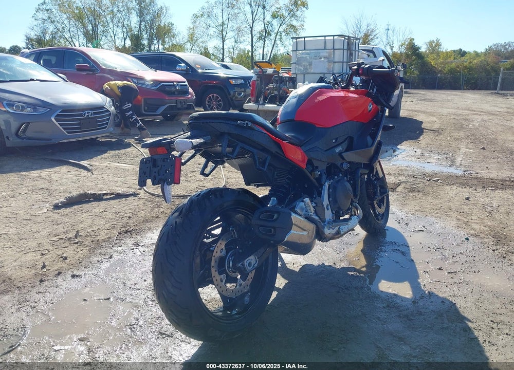 2025 BMW F 900 XR VIN: WB10R0306S6L52563