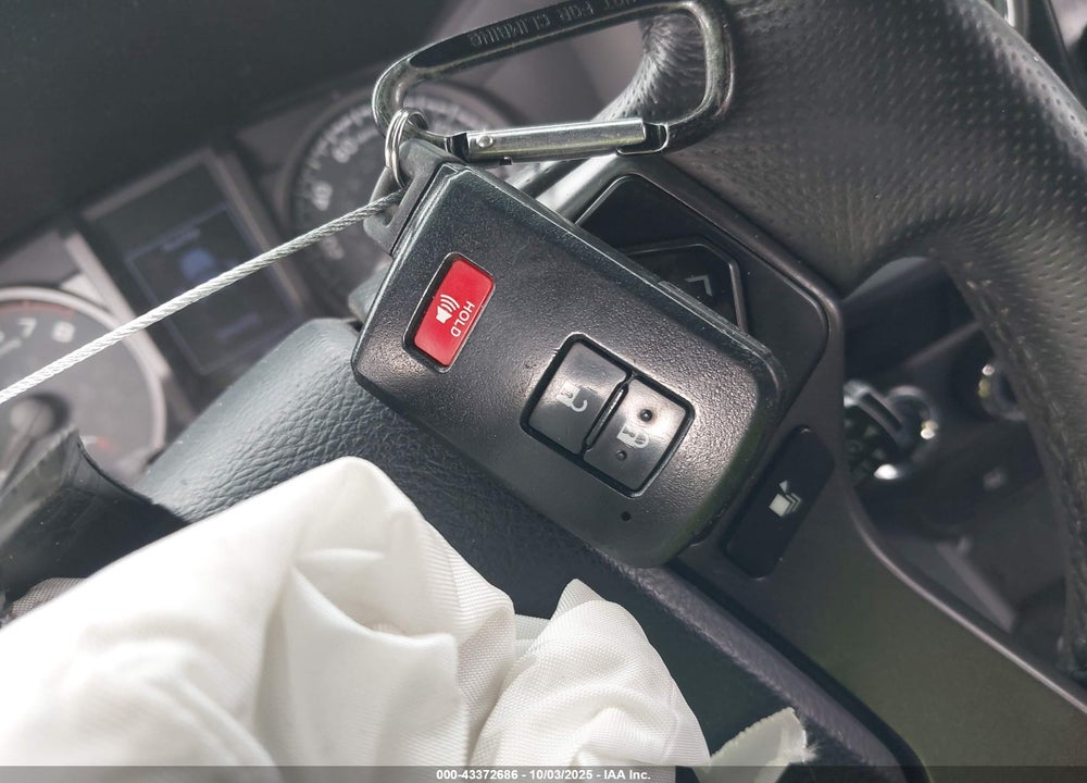 2017 TOYOTA TACOMA VIN: 3TMCZ5AN7HM074504
